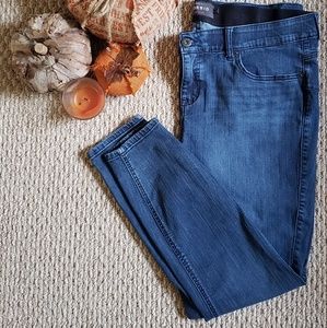 Torrid Bombshell skinny jeans
